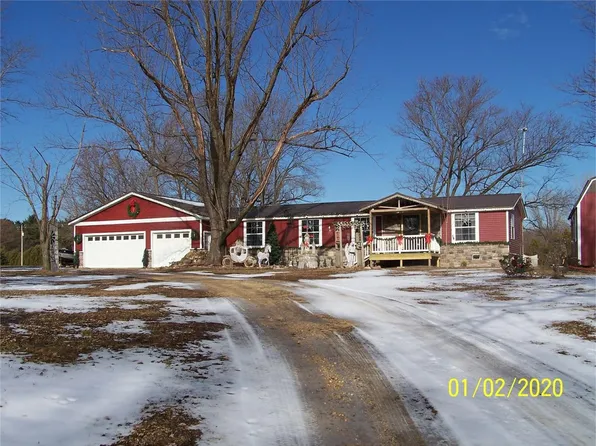 406 Cass St, Volga, IA 52077
