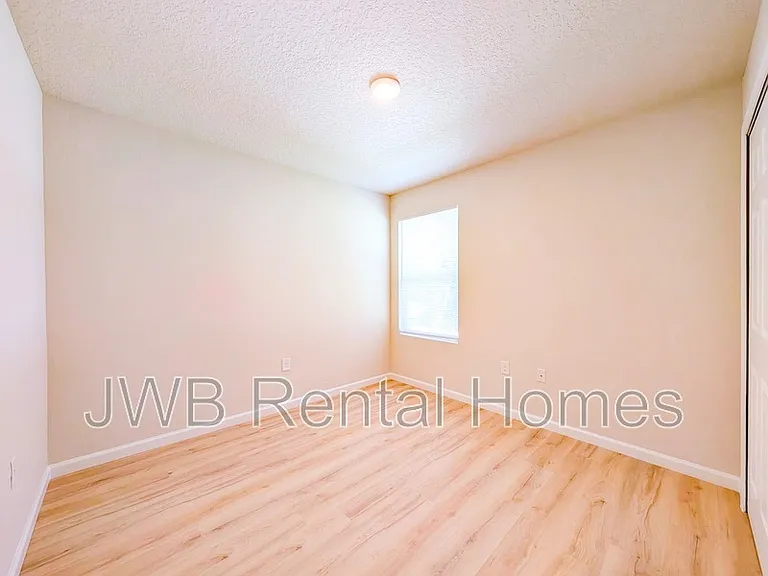 4296 Gilbert St — Photo 5
