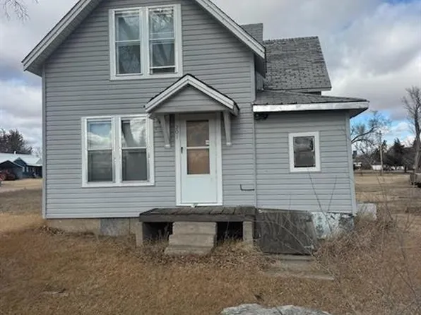 201 E 5th St, Quinter, KS 67736