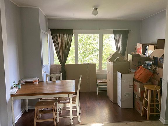 Breakfast area off of kitchen