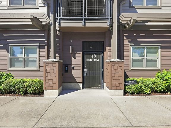 5th image of 13875 SW Meridian St Unit 422