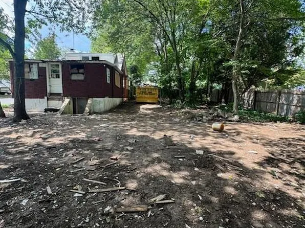 1941 Oakford Ave, Feasterville Trevose, PA 19053