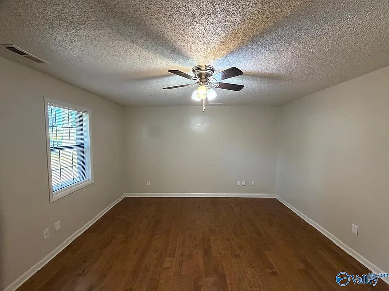 1306 Sparkman St NW — Photo 6