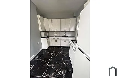 49 Victor St Photo 1