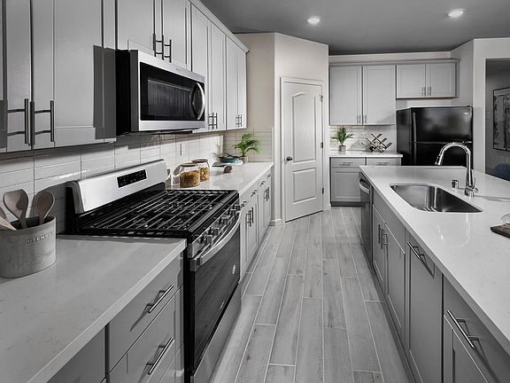3rd image of 816 Berryessa Way