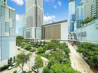 31 SE 6th St APT 703, Miami, FL 33131