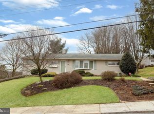 226 S Pine St, Red Lion, PA 17356