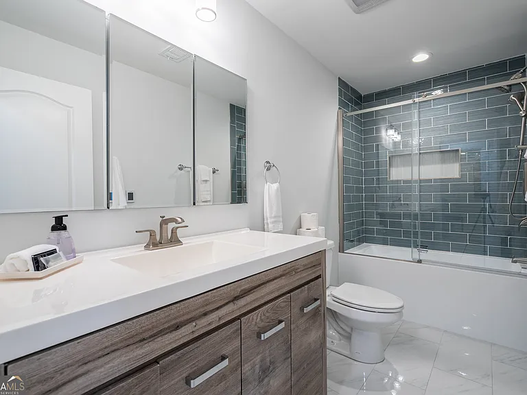 2617 Caladium Dr NE — Photo 19