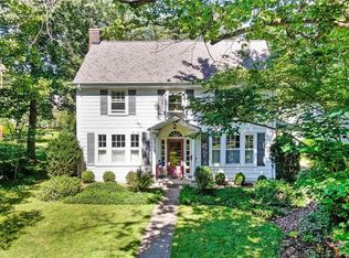 129 W Davis St, Yellow Springs, OH