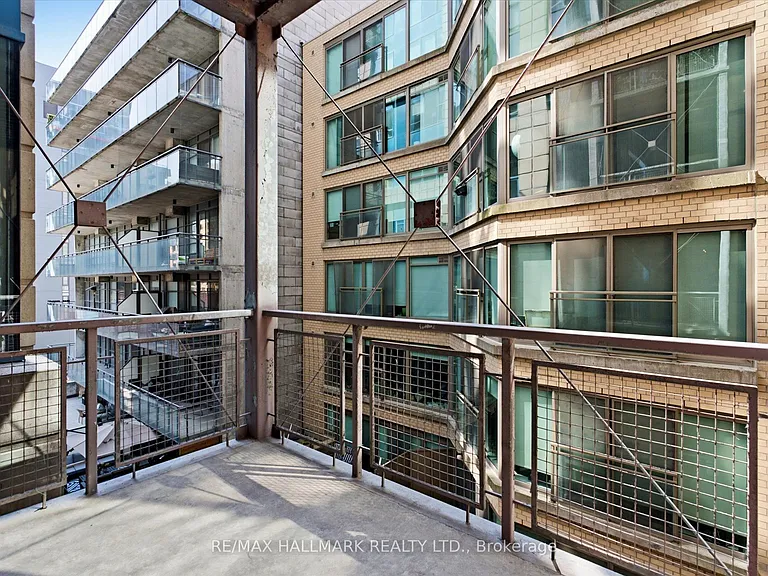 477 Richmond St W #306 — Photo 28