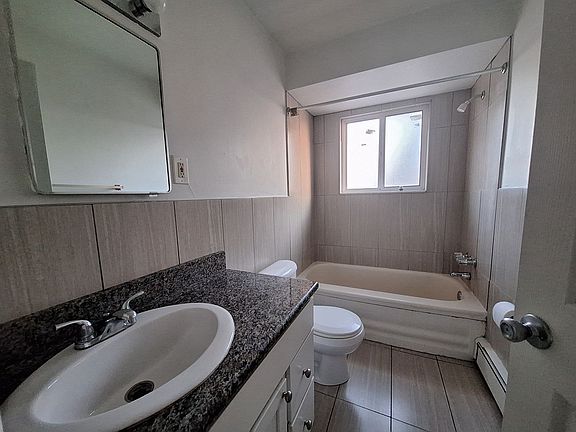 5th image of 66 Riverview Dr #5
