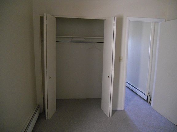 4th image of 425 Porter Ave APT 201
