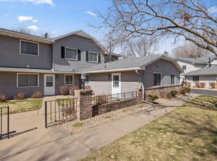 11332 Ibis St NW, Coon Rapids, MN 55433