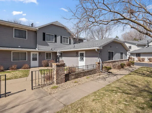 11332 Ibis St NW, Coon Rapids, MN 55433