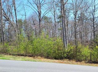 3963 Plantation Dr, Morganton, NC 28655