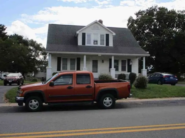 245 S Main St, Timberville, VA 22853