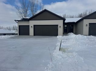2031 E 20th St, Zumbrota, MN 55992