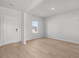 1580 Erindale Dr, Wellford, SC 29385