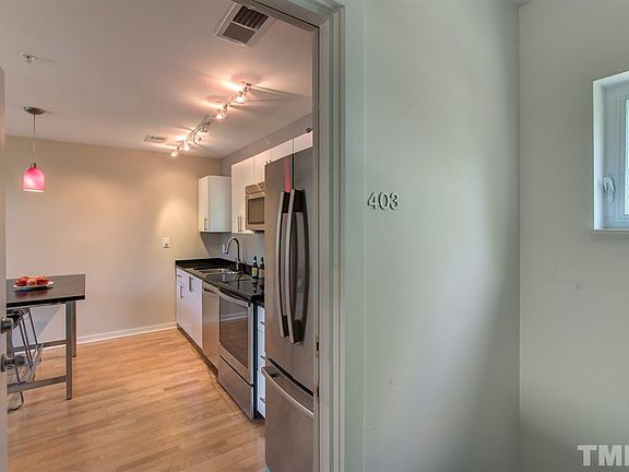 3rd image of 506 N Mangum St APT 403