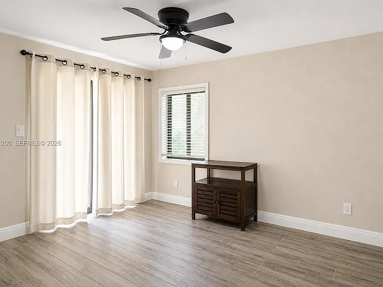 3208 Beacon St — Photo 11