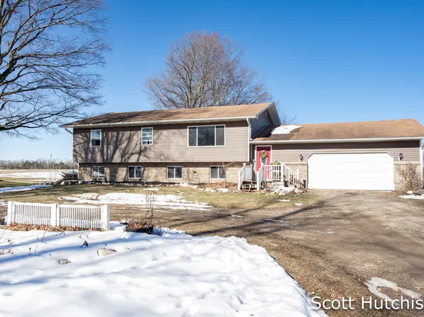 5486 W Briggs Rd, Stanton, MI 48888