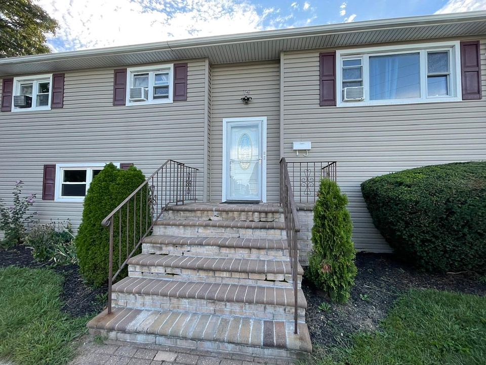 1st image of 14 Albert St