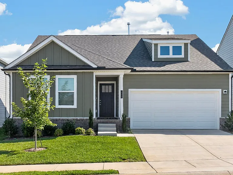620 Cedar Brook Dr — Photo 1