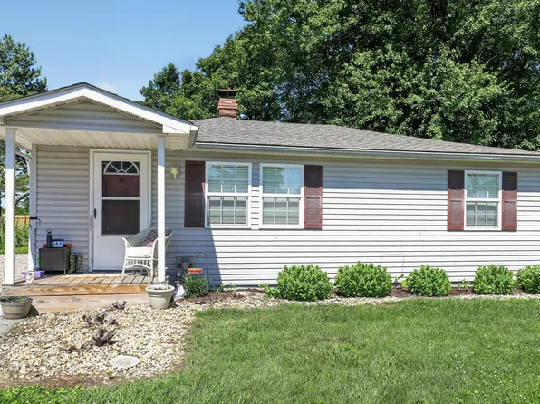 5641 N Clover West Dr, Fairland, IN 46126