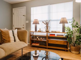 804 Bermuda Dr #425, Neshanic Station, NJ 08853