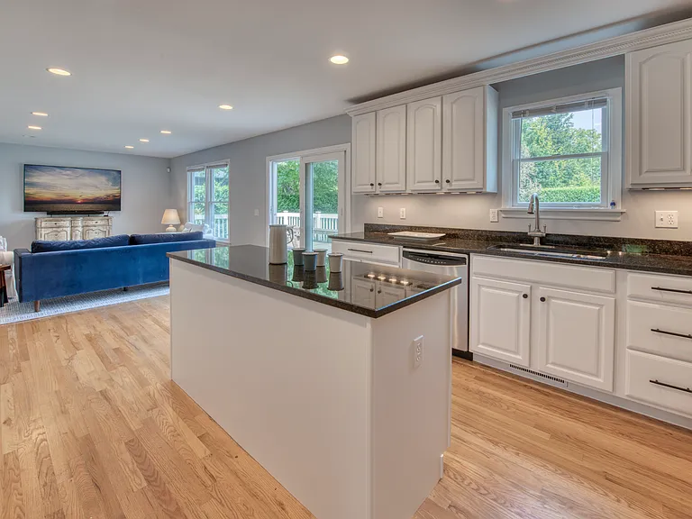 39595 Main Rd — Photo 6