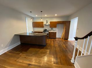 305 Mayflower St, Pittsburgh, PA 15206