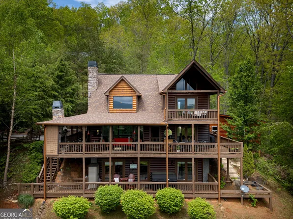 940 Whispering Lake Dr, Blue Ridge, GA 30513