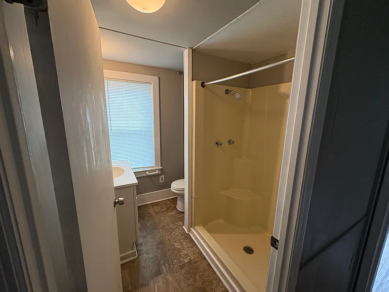 132 Main St — Photo 9