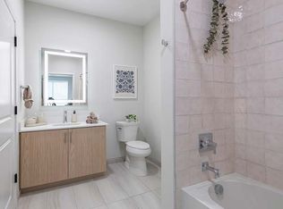 106 Avenue F #525, Bayonne, NJ 07002