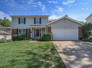 1335 Mystic Seaport Dr, Fenton, MO 63026