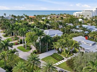 185 North Lake DR, NAPLES, FL 34102