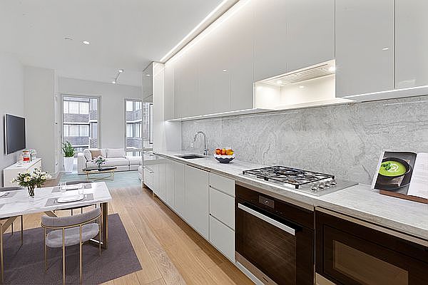 1st image of 15 W 61st St #5F