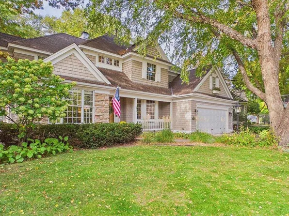 4431 Snail Lake Blvd, Shoreview, MN 55126