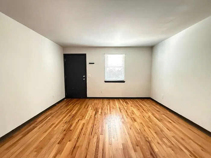 517 Veritas St #14 — Photo 5