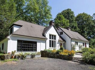 34 College Hill Rd, Montrose, NY 10548