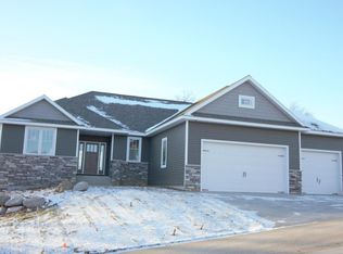 1664 Echo Ridge St SW, Rochester, MN 55902