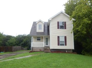 990 Granny White Rd, Clarksville, TN 37040