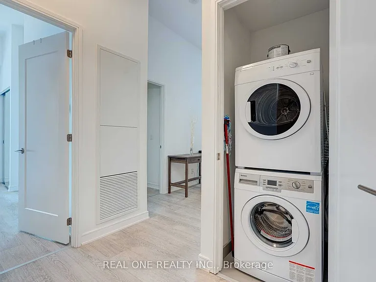 88 Scott St #503 — Photo 14