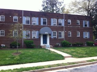 5716 11th Rd N APT 1, Arlington, VA 22205