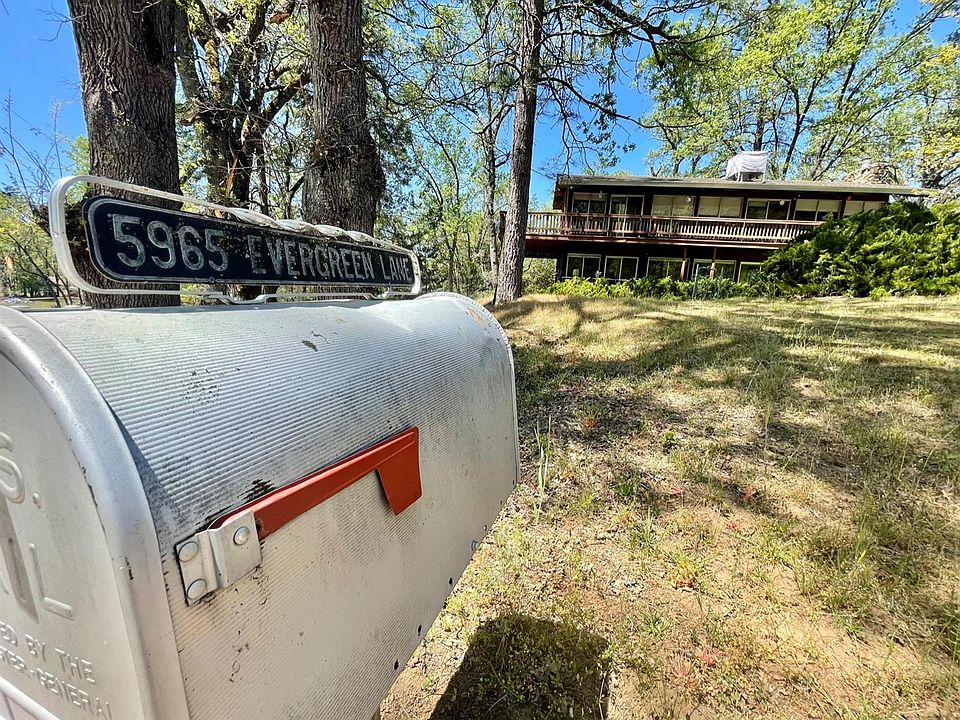 1st image of 5965 Evergreen Ln