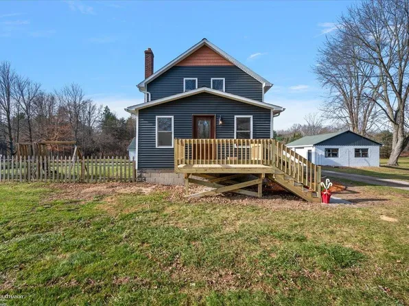 8846 Stone Rd, Algonac, MI 48001