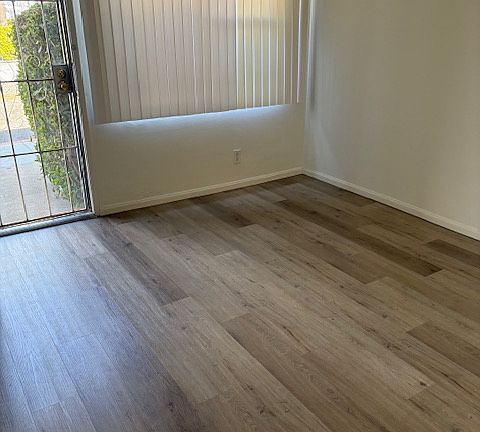 4th image of 12812 Ramona Ave