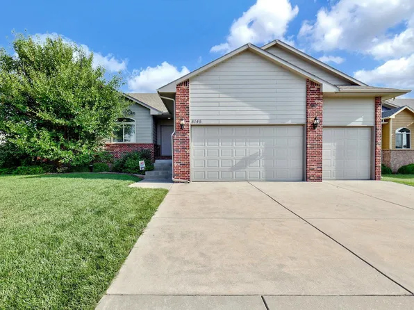 8145 E Old Mill Ct, Wichita, KS 67226
