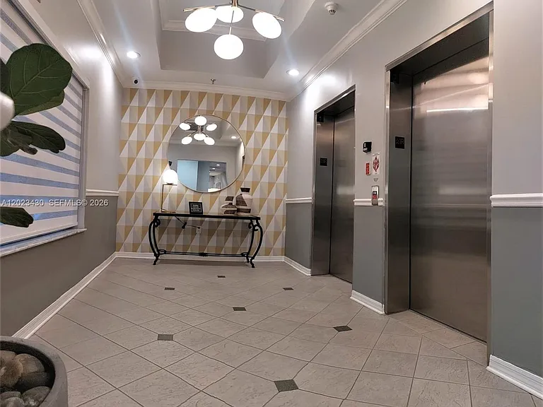 2642 Collins Ave #408 — Photo 12