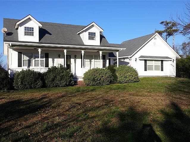 1st image of 609 Bayview Dr
